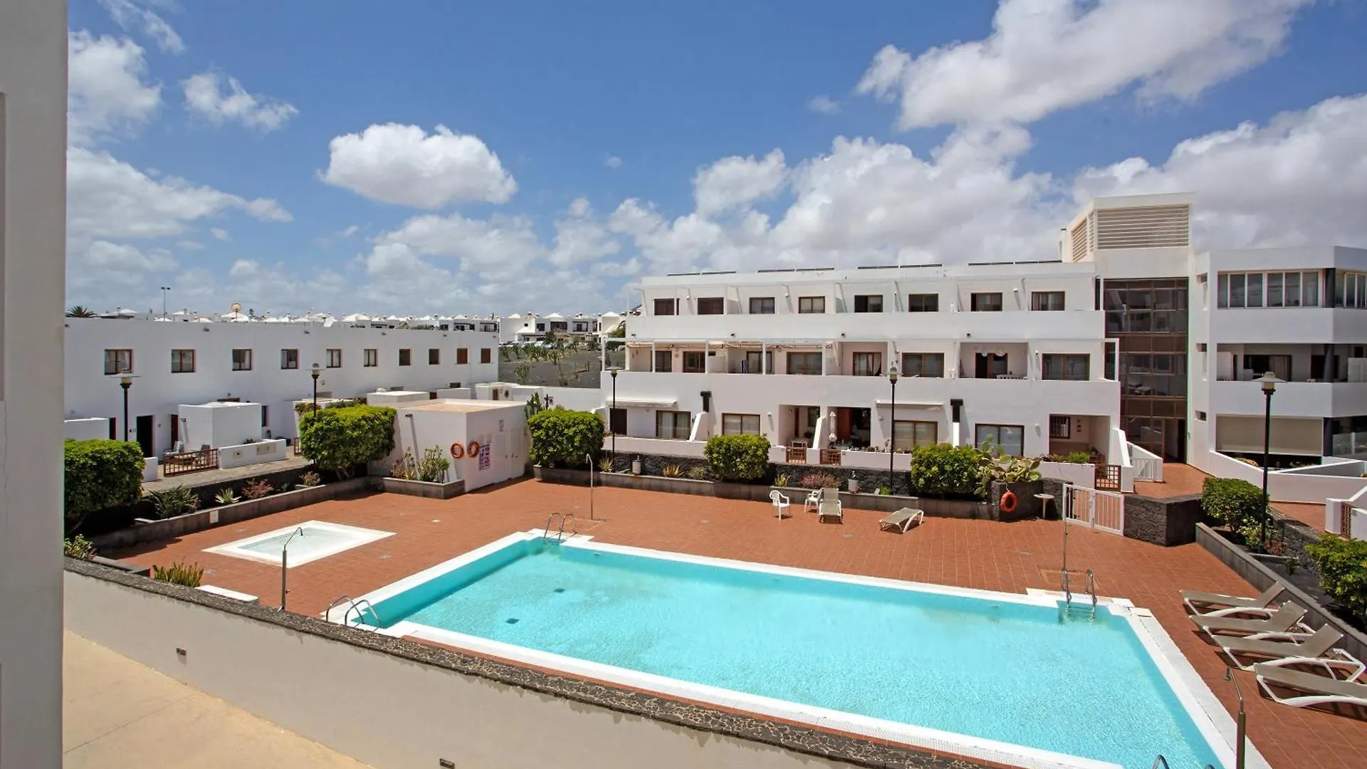 דירות קוסטה טגוויסה Casa Rosa