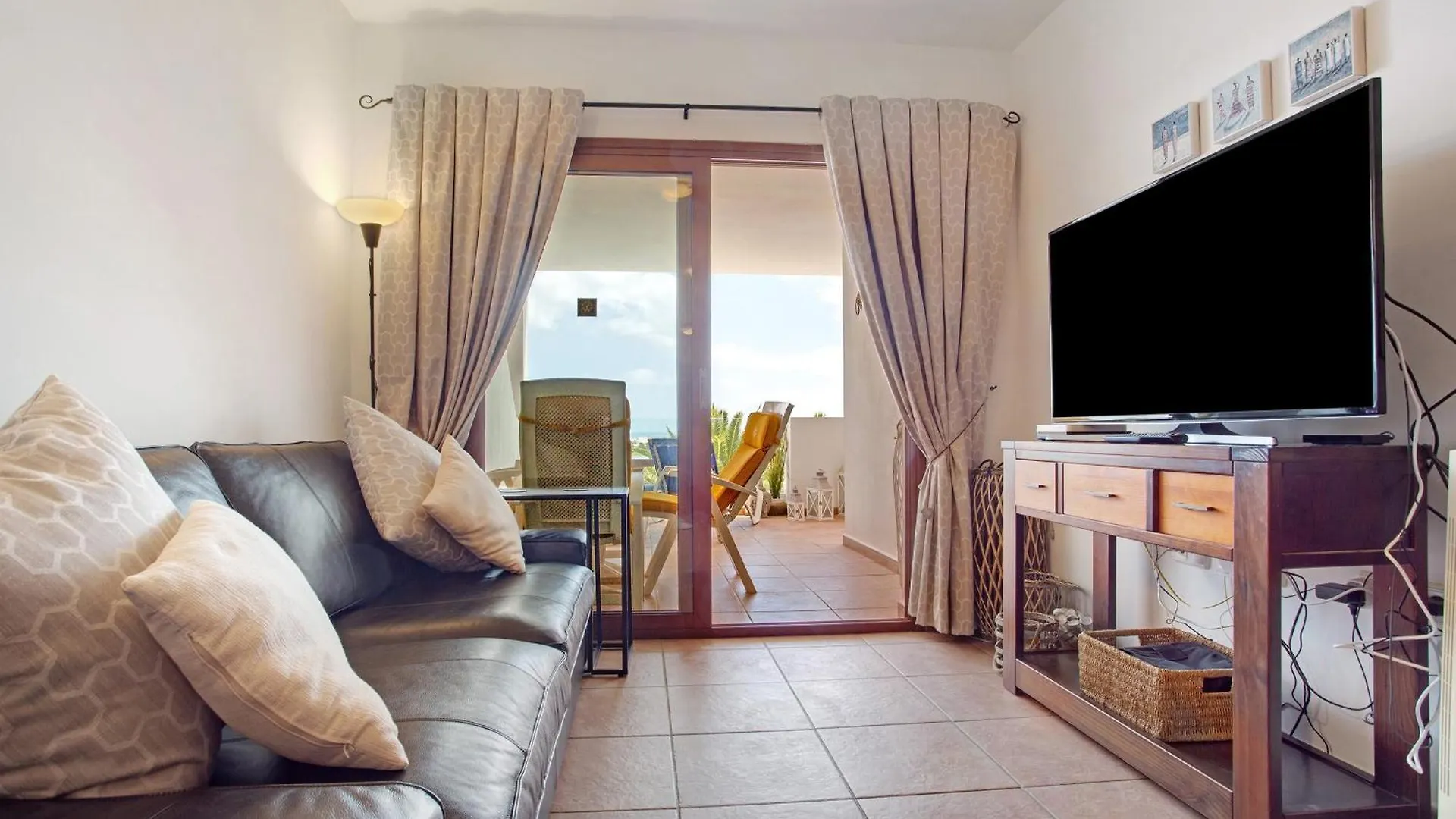דירות קוסטה טגוויסה Casa Rosa ספרד